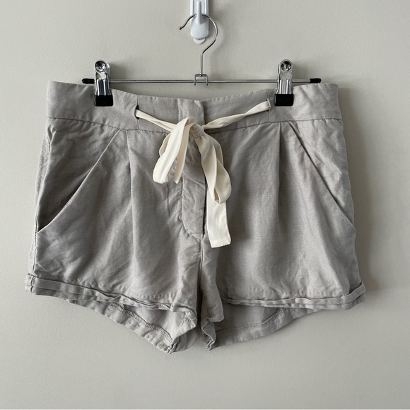 ARITZIA Wilfred Allegra Linen Shorts Grey 2 - Picture 2 of 7